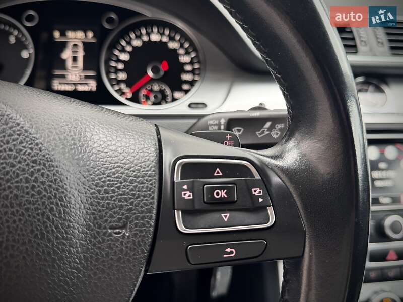 Купе Volkswagen CC / Passat CC 2013 в Киеве фото 25 Купе Volkswagen CC / Passat CC 2013 в Киеве