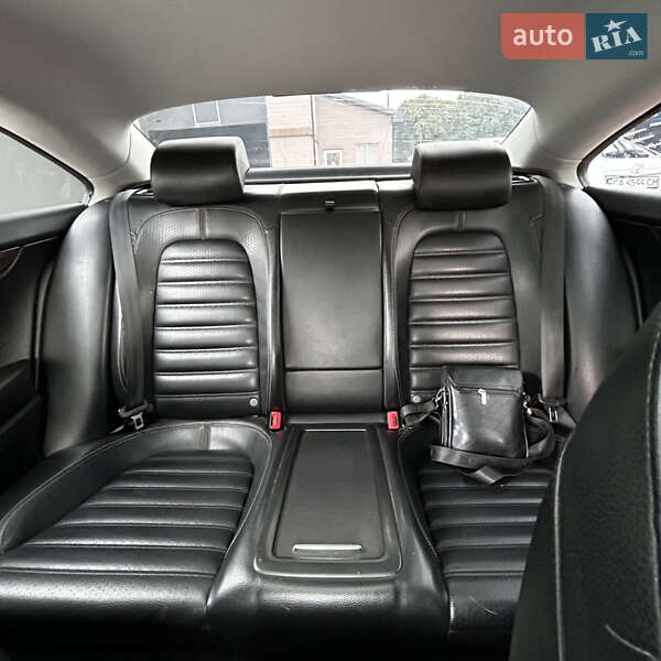 Купе Volkswagen CC / Passat CC 2011 в Жашкове