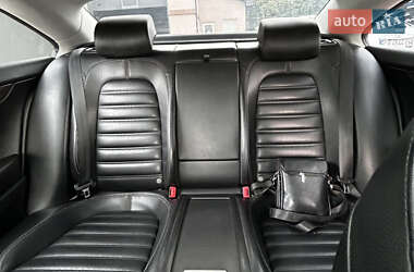 Купе Volkswagen CC / Passat CC 2011 в 