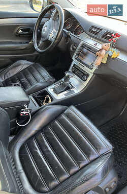 Купе Volkswagen CC / Passat CC 2010 в 