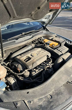 Купе Volkswagen CC / Passat CC 2010 в 