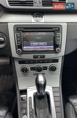 Купе Volkswagen CC / Passat CC 2014 в 