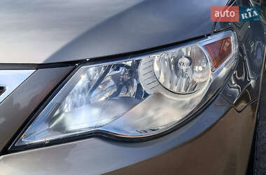 Купе Volkswagen CC / Passat CC 2011 в 