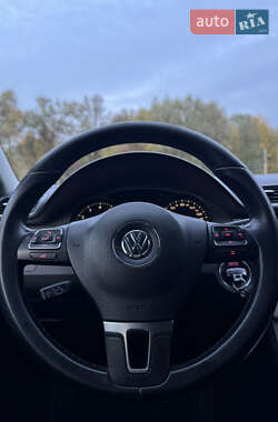 Купе Volkswagen CC / Passat CC 2011 в 