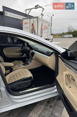 Купе Volkswagen CC / Passat CC 2012 в 