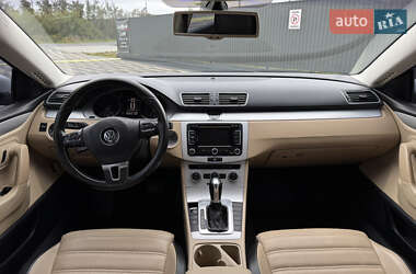 Купе Volkswagen CC / Passat CC 2012 в 