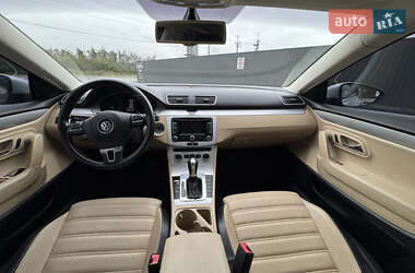 Купе Volkswagen CC / Passat CC 2012 в 
