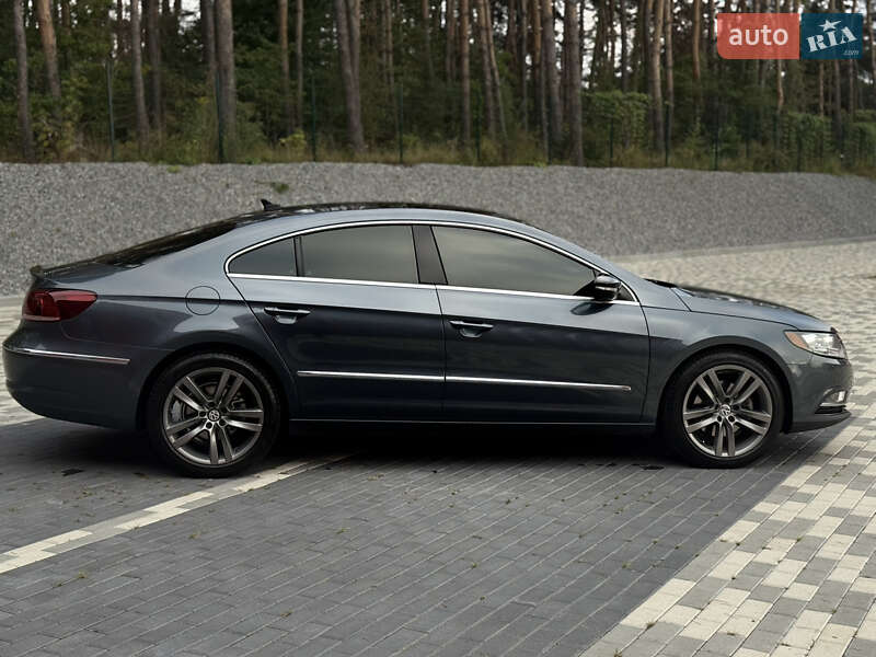 Купе Volkswagen CC / Passat CC 2013 в Львове