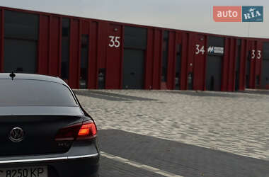 Купе Volkswagen CC / Passat CC 2013 в 