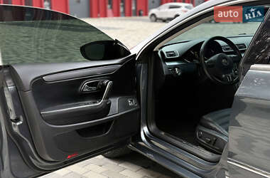 Купе Volkswagen CC / Passat CC 2013 в 