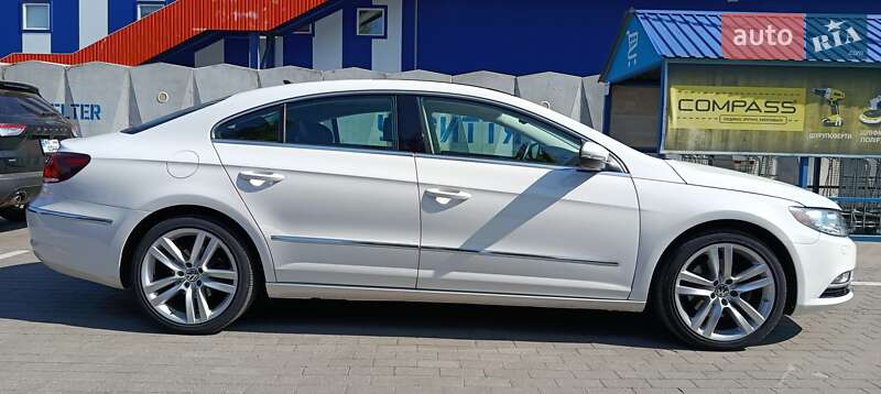 Купе Volkswagen CC / Passat CC 2014 в Николаеве