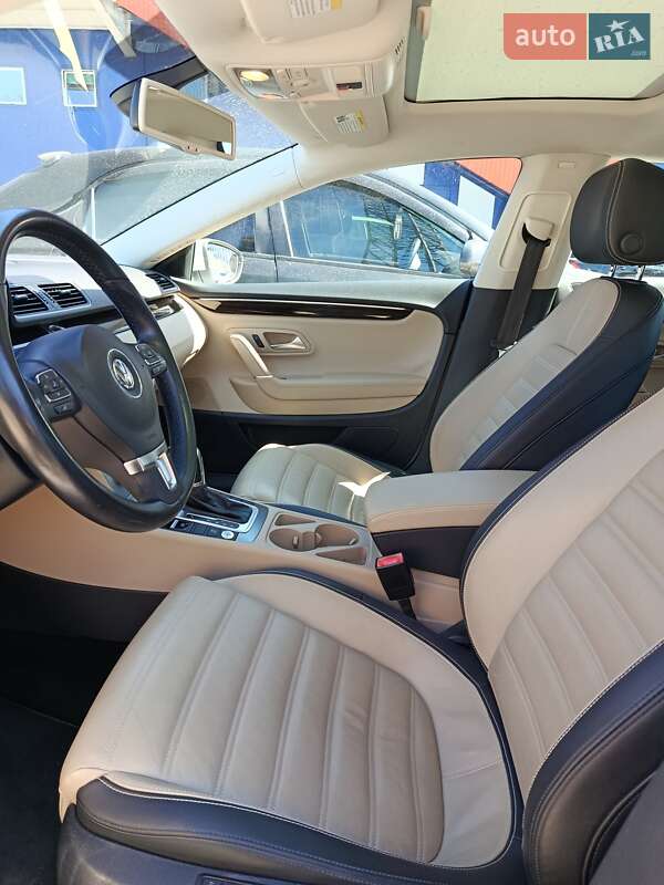 Купе Volkswagen CC / Passat CC 2014 в Николаеве