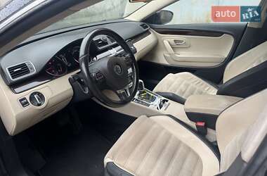 Купе Volkswagen CC / Passat CC 2011 в 