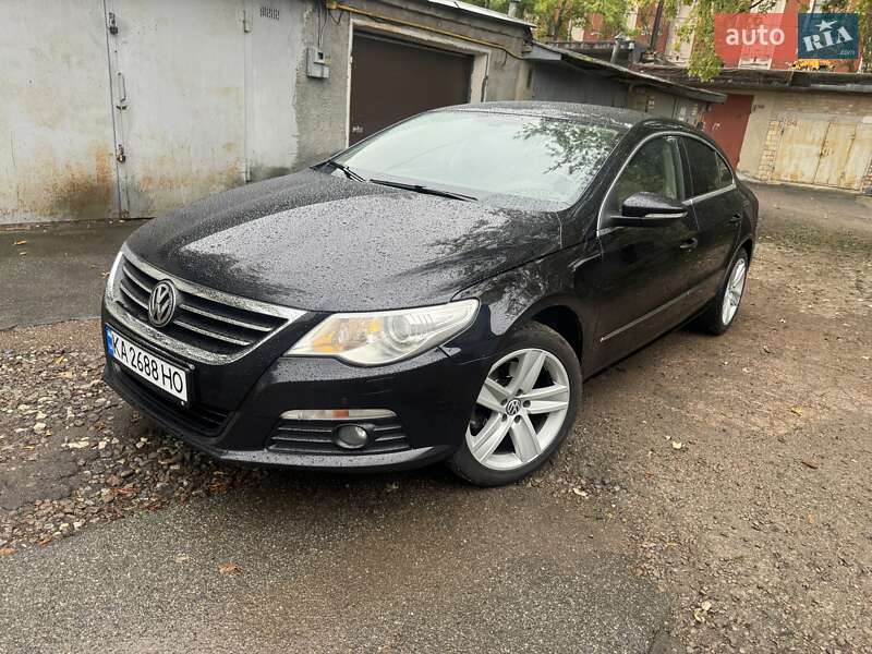 Купе Volkswagen CC / Passat CC 2011 в Киеве