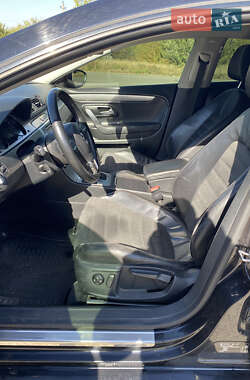 Купе Volkswagen CC / Passat CC 2009 в 