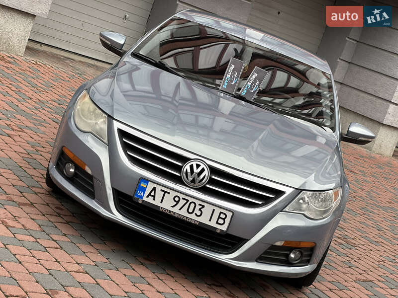 Купе Volkswagen CC / Passat CC 2010 в Івано-Франківську