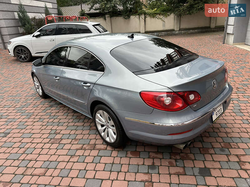 Купе Volkswagen CC / Passat CC 2010 в Івано-Франківську