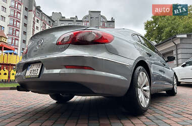 Купе Volkswagen CC / Passat CC 2010 в 