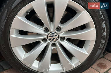 Купе Volkswagen CC / Passat CC 2010 в 