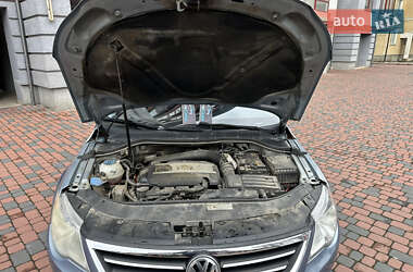 Купе Volkswagen CC / Passat CC 2010 в 