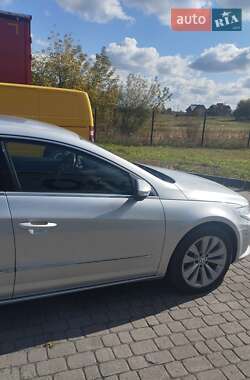 Купе Volkswagen CC / Passat CC 2010 в 