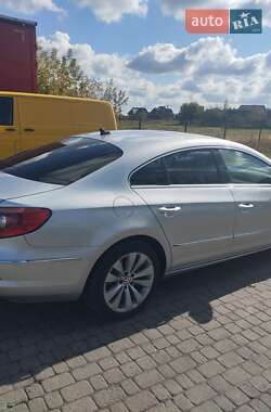 Купе Volkswagen CC / Passat CC 2010 в 