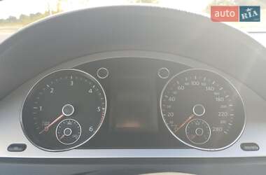 Купе Volkswagen CC / Passat CC 2010 в 