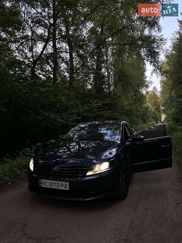Купе Volkswagen CC / Passat CC 2013 в Николаеве