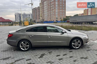 Купе Volkswagen CC / Passat CC 2011 в 