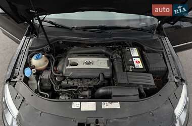 Купе Volkswagen CC / Passat CC 2010 в 