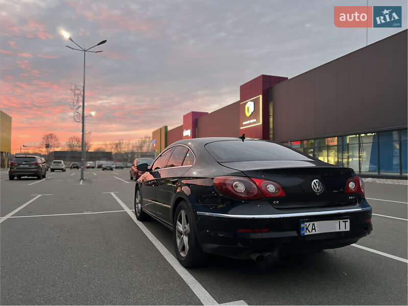 Купе Volkswagen CC / Passat CC 2010 в Киеве