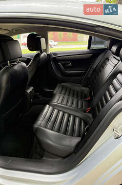 Купе Volkswagen CC / Passat CC 2014 в 