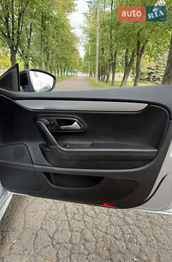Купе Volkswagen CC / Passat CC 2014 в 