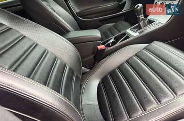 Купе Volkswagen CC / Passat CC 2014 в 