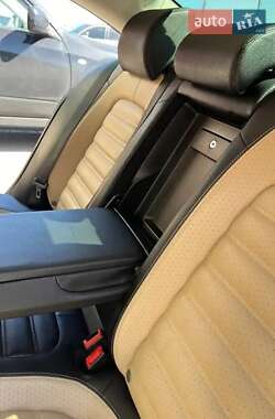 Купе Volkswagen CC / Passat CC 2013 в 