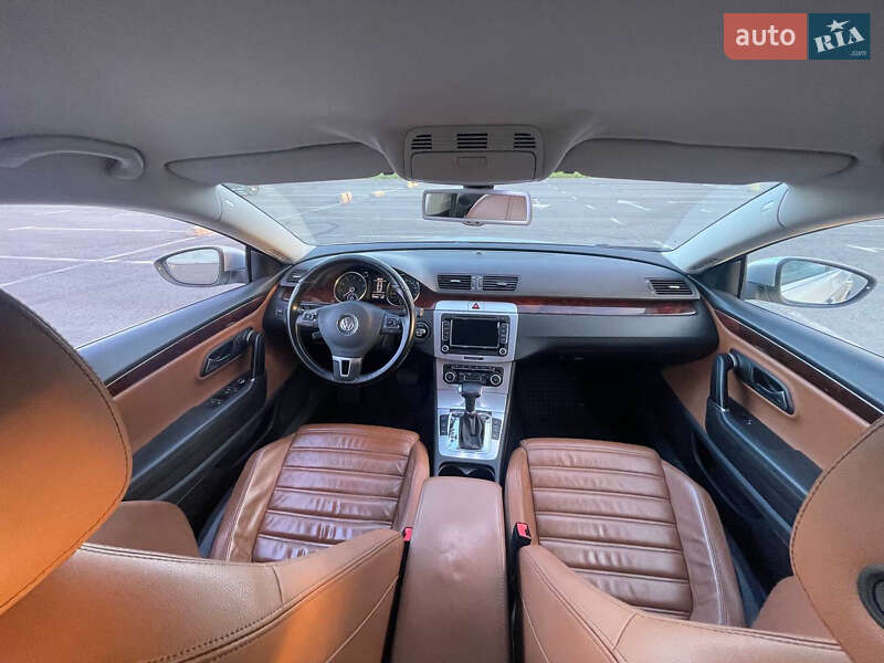 Купе Volkswagen CC / Passat CC 2009 в Львове фото 30 Купе Volkswagen CC / Passat CC 2009 в Львове