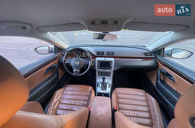 Купе Volkswagen CC / Passat CC 2009 в 