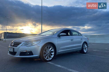 Купе Volkswagen CC / Passat CC 2009 в 