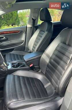Купе Volkswagen CC / Passat CC 2010 в 