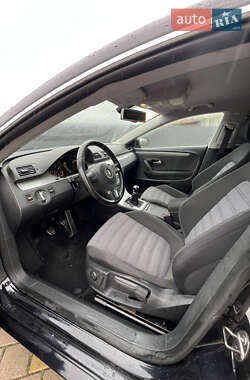Купе Volkswagen CC / Passat CC 2009 в 