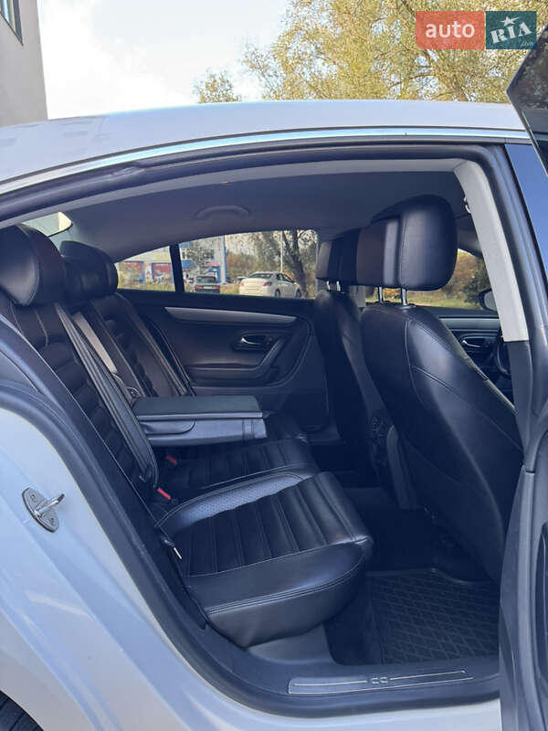 Купе Volkswagen CC / Passat CC 2013 в Хмельницькому
