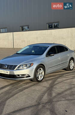Купе Volkswagen CC / Passat CC 2013 в 