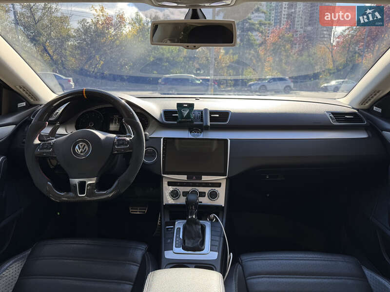 Купе Volkswagen CC / Passat CC 2013 в Києві