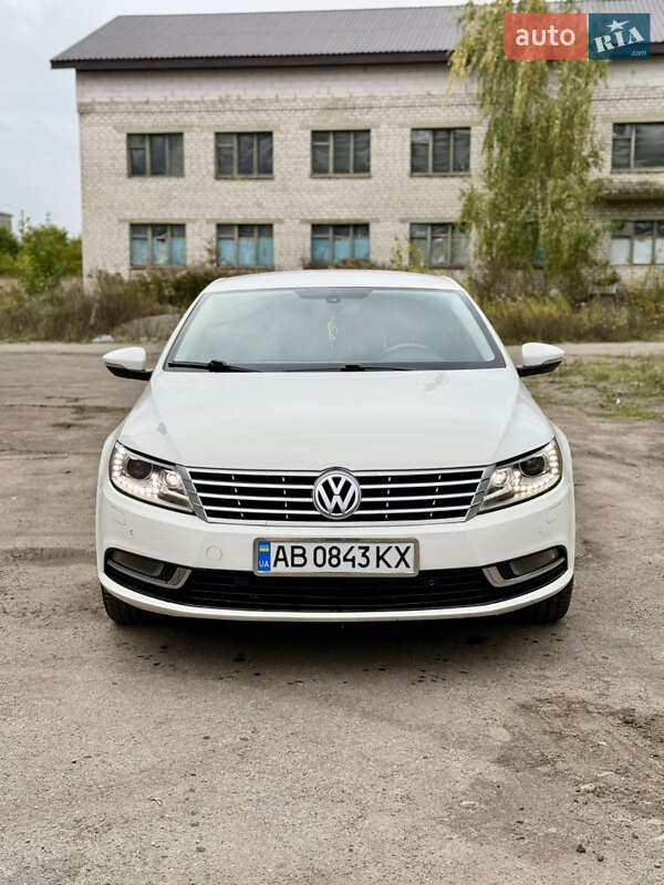 Купе Volkswagen CC / Passat CC 2013 в 