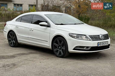 Купе Volkswagen CC / Passat CC 2013 в 