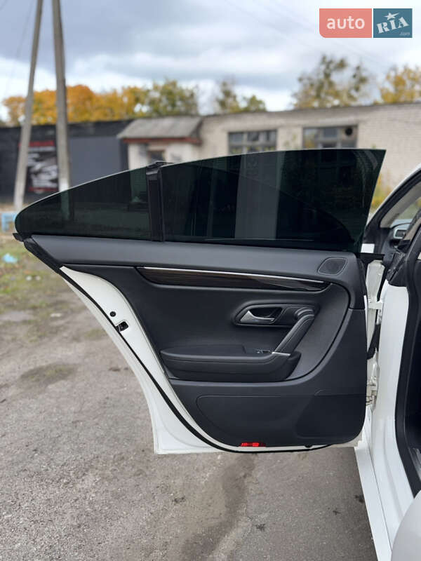 Купе Volkswagen CC / Passat CC 2013 в Радомышле