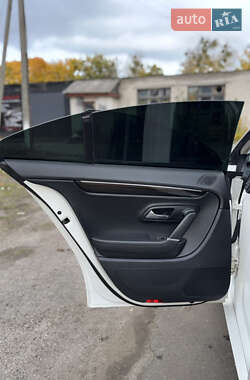 Купе Volkswagen CC / Passat CC 2013 в 