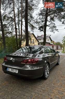 Купе Volkswagen CC / Passat CC 2012 в 