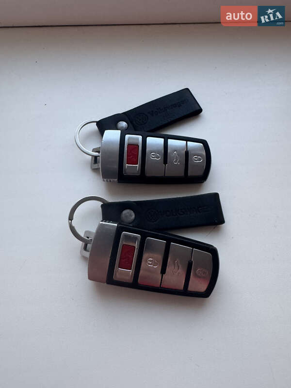 Купе Volkswagen CC / Passat CC 2013 в Хмельницькому