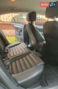 Купе Volkswagen CC / Passat CC 2012 в 